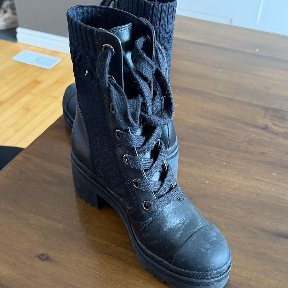 Michael Kors Black Lace-Up Knit-Trim Combat Boots - Picture 2 of 5